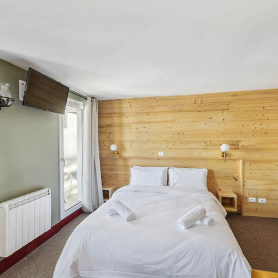 Bedroom at Hotel Turan, Les Deux Alpes