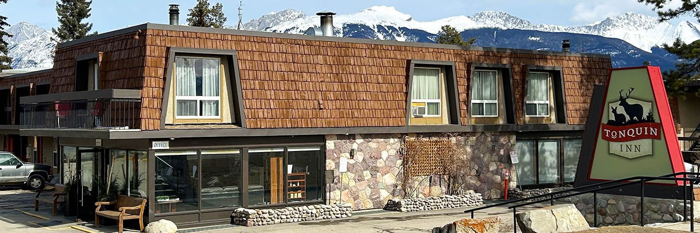 The Tonquin Inn in Jasper, Canada